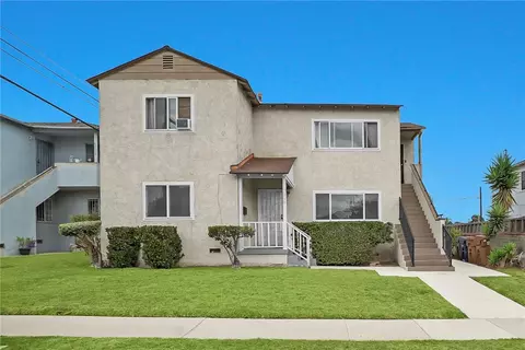 2035 W 102nd St, Los Angeles, CA 90047