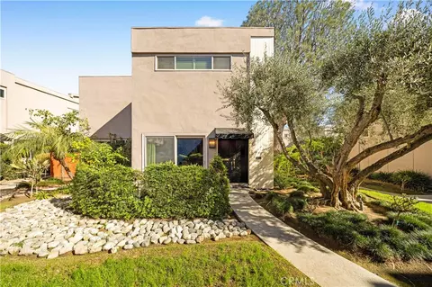 573 Fairview Ave, Arcadia, CA 91007