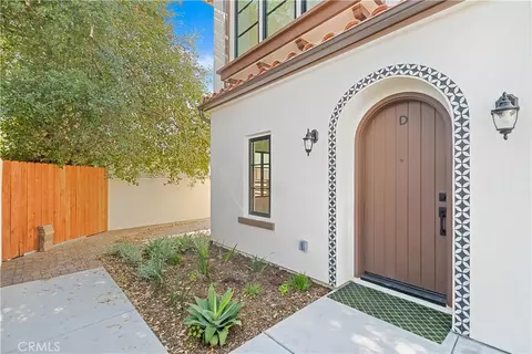 200 S 2nd Ave #D, Arcadia, CA 91006