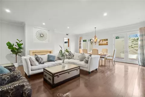 143 N Arnaz Dr #102, Beverly Hills, CA 90211