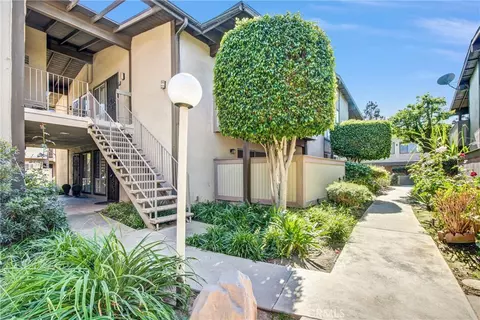 812 Coriander Dr #F, Torrance, CA 90502