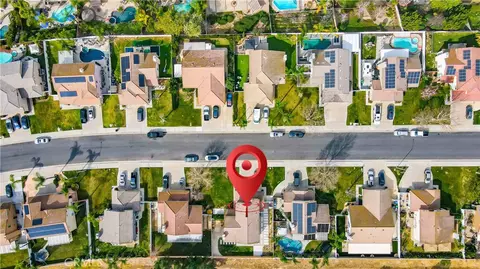 View/Area - 32163 Cala Torrente, Temecula, CA 92592 photo 12 of 14