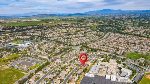 View/Area - 32163 Cala Torrente, Temecula, CA 92592 photo 7 of 14
