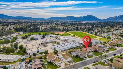 View/Area - 32163 Cala Torrente, Temecula, CA 92592 photo 4 of 14