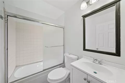 Bath - 644 E Lee Pl, Azusa, CA 91702 photo 3 of 3