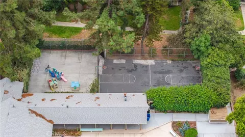 Exterior - 644 E Lee Pl, Azusa, CA 91702 photo 11 of 12