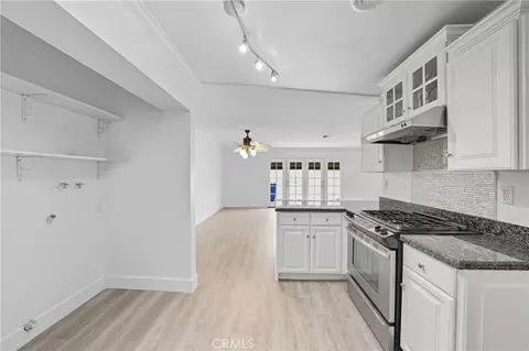 Kitchen - 644 E Lee Pl, Azusa, CA 91702 photo 1 of 2