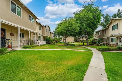 Exterior - 644 E Lee Pl, Azusa, CA 91702 photo 9 of 12