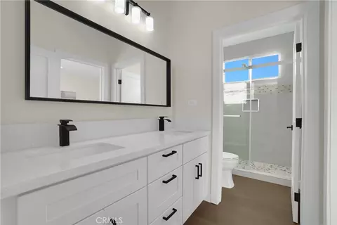 Bath - 685 Castlehill Dr, Walnut, CA 91789 photo 5 of 6