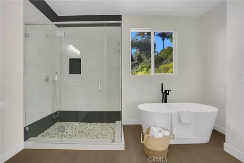 Bath - 685 Castlehill Dr, Walnut, CA 91789 photo 3 of 6