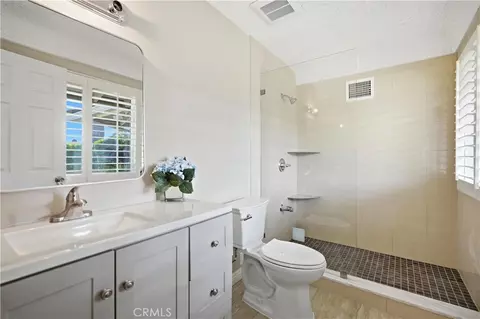 Bath - 541 Rosemarie Dr, Arcadia, CA 91007 photo 2 of 5