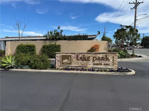 4211 W First St S #76, Santa Ana, CA 92703