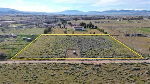 49651 250th St W, Lancaster, CA 93536