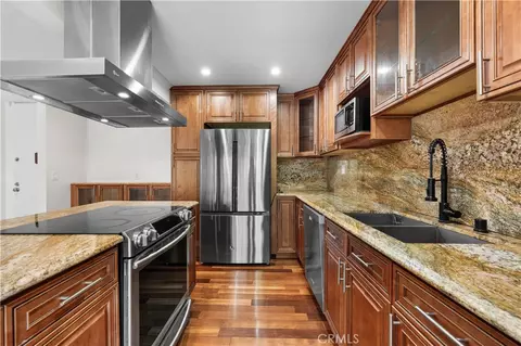 5950 Canterbury Dr #C308, Culver City, CA 90230