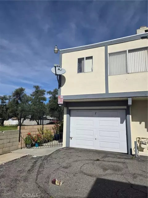 2350 Osbun #1, San Bernardino, CA 92404