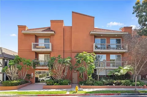 10326 Almayo Ave #201, Los Angeles, CA 90064