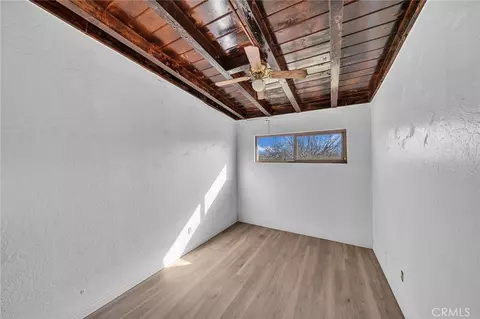 Bedroom - 31516 Clay River Rd, Barstow, CA 92311 photo 9 of 12