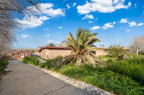 Exterior - 31516 Clay River Rd, Barstow, CA 92311 photo 5 of 13