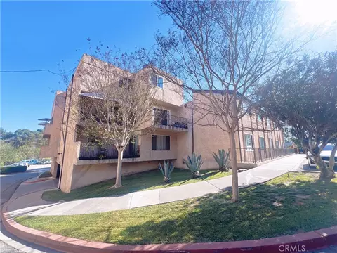 1761 Neil Armstrong #204, Montebello, CA 90640