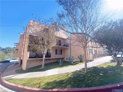 1761 Neil Armstrong #204, Montebello, CA 90640