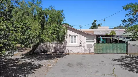 8464 Cypress Ave, Fontana, CA 92335
