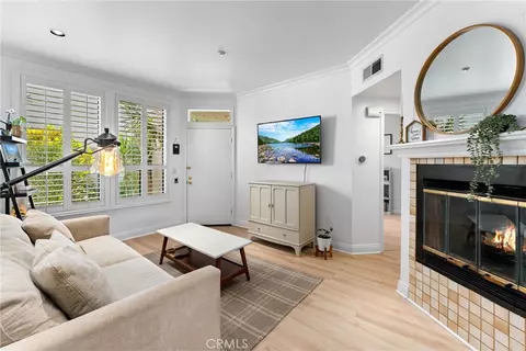 1340 Glenwood Rd #28, Glendale, CA 91201