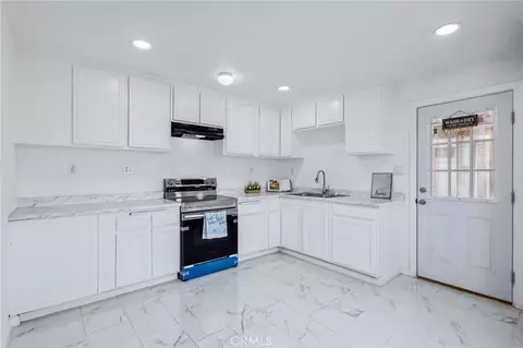 Kitchen - 501 B, Needles, CA 92363 photo 1 of 3