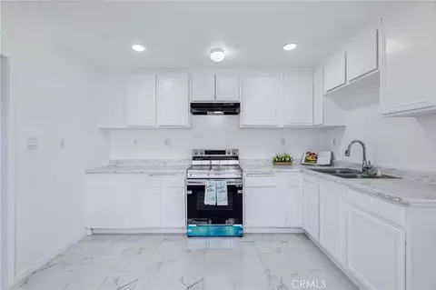 Kitchen - 501 B, Needles, CA 92363 photo 2 of 3