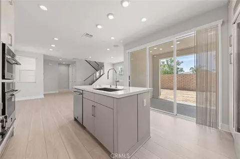 Entry Way - 585 Patten Ave, Placentia, CA 92870 photo 1 of 4