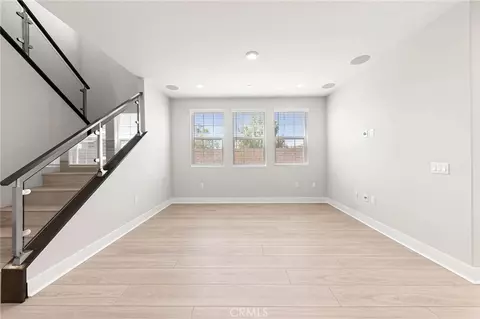 Living - 585 Patten Ave, Placentia, CA 92870 photo 3 of 6