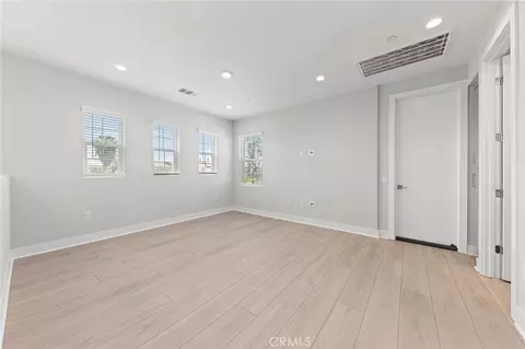 Other - 585 Patten Ave, Placentia, CA 92870 photo 3 of 11