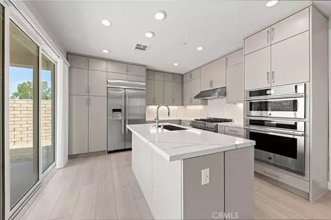 Kitchen - 585 Patten Ave, Placentia, CA 92870 photo 1 of 4