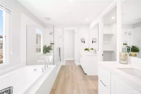 Entry Way - 117 Donati, Irvine, CA 92602 photo 1 of 2