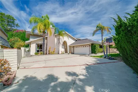 22443 Robin Oaks Ter, Diamond Bar, CA 91765
