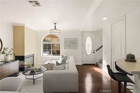 Living - 726 Fairview #D, Arcadia, CA 91007 photo 3 of 5