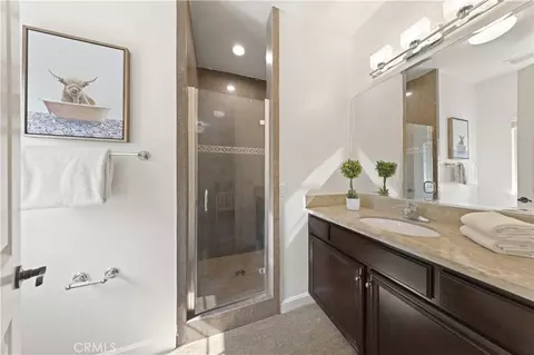 Bath - 726 Fairview #D, Arcadia, CA 91007 photo 3 of 4