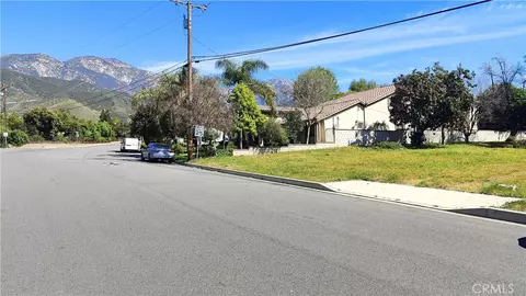 View/Area - 425 E 24th, Upland, CA 91784 photo 8 of 9