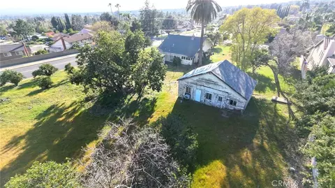 View/Area - 425 E 24th, Upland, CA 91784 photo 7 of 9