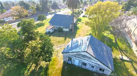View/Area - 425 E 24th, Upland, CA 91784 photo 1 of 9