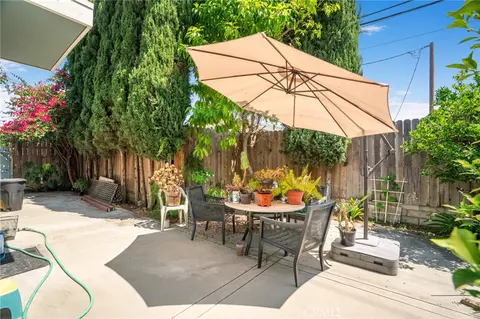 Exterior - 430 W Walnut Ave W, Monrovia, CA 91016 photo 3 of 7