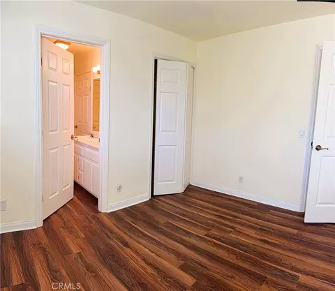 Bedroom - 430 W Walnut Ave W, Monrovia, CA 91016 photo 4 of 7