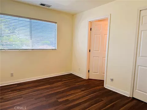 Bedroom - 430 W Walnut Ave W, Monrovia, CA 91016 photo 5 of 7