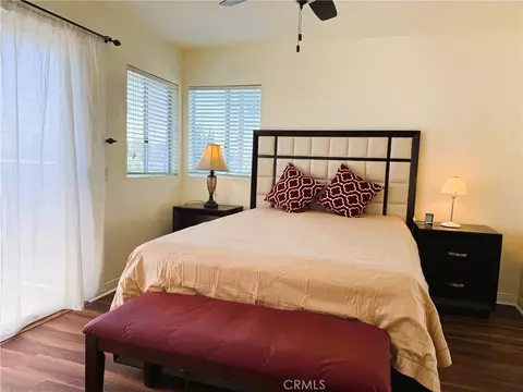 Bedroom - 430 W Walnut Ave W, Monrovia, CA 91016 photo 1 of 7