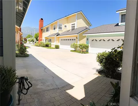 Exterior - 430 W Walnut Ave W, Monrovia, CA 91016 photo 1 of 7