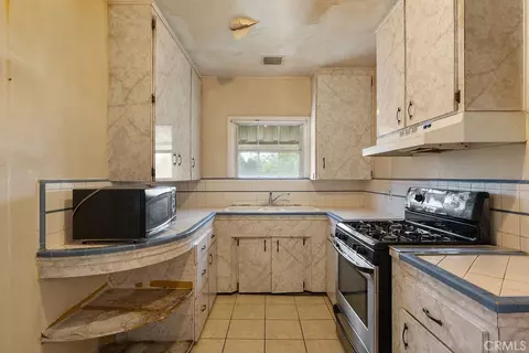 Kitchen - 5227 Hammill Rd, El Monte, CA 91732 photo 2 of 4