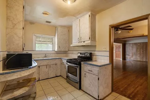 Kitchen - 5227 Hammill Rd, El Monte, CA 91732 photo 1 of 4