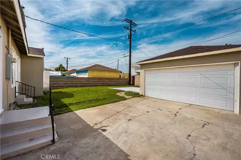 Exterior - 1013 W 138th, Compton, CA 90222 photo 6 of 7