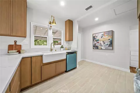 612 King St, Monrovia, CA 91016