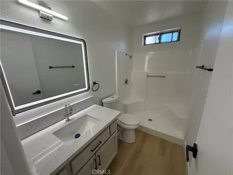 Bath - 11861 10th, Hesperia, CA 92345 photo 3 of 3