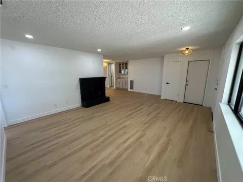 Living - 11861 10th, Hesperia, CA 92345 photo 1 of 6